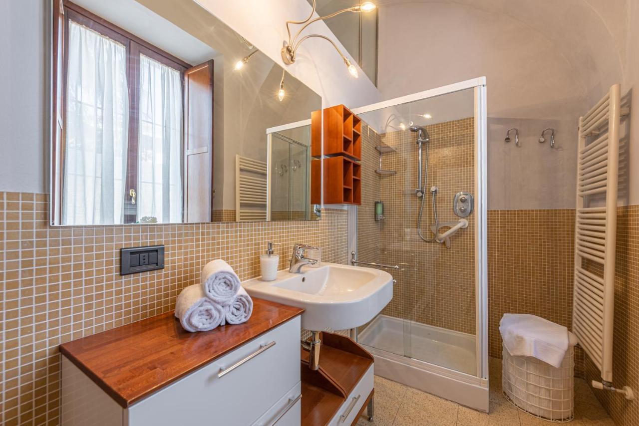 L'Antico Cedro Apartment Alba Kültér fotó